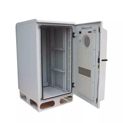 IP55 IP65の防水屋外の電気通信のキャビネットOEM 18U 22U 32U