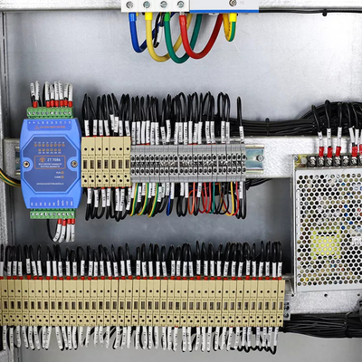 高精度の電力配分のキャビネットPDU 220V 380V