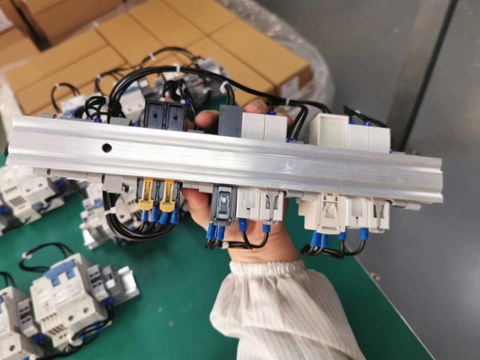 CE+T ブラボ25 48/230-277 インバーターシステムのための補助電源