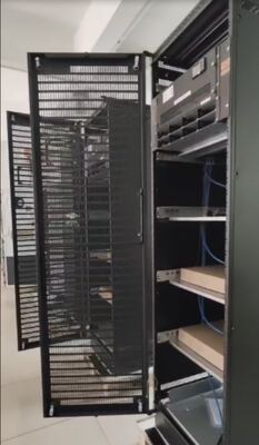 24kW -48V DC 室内電信電源システム 16kW スタート 8kW 拡張可能な高効率のフラットパック2 モジュール