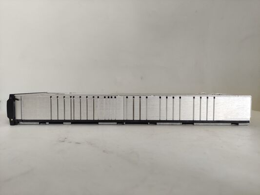 エルテックの整形装置 Flatpack2 24/1800 HE 24V 1800W 高効率 (241115.205)