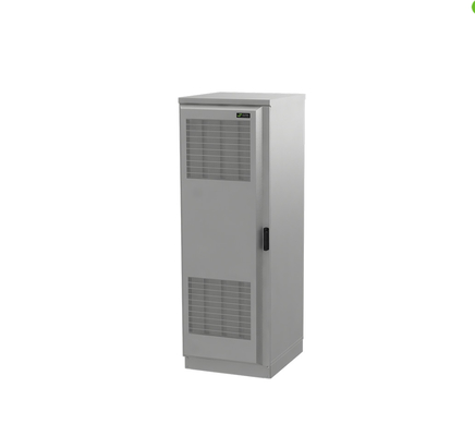 OEMは4つの屋外の電気通信コミュニケーション エンクロージャ1.5m 2m IP55をタイプする